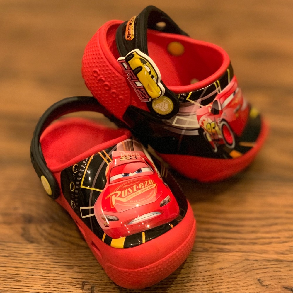 Cars Light Up Crocs in VGUC size 6 - Discontinued